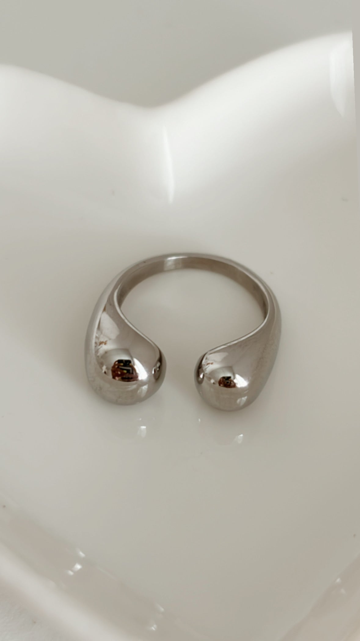 Sasha Ring, Silver