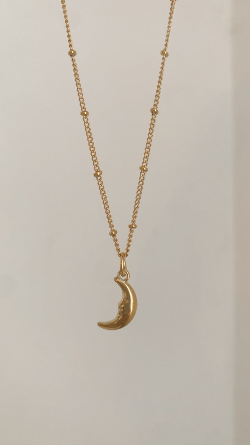 Lunera Necklace