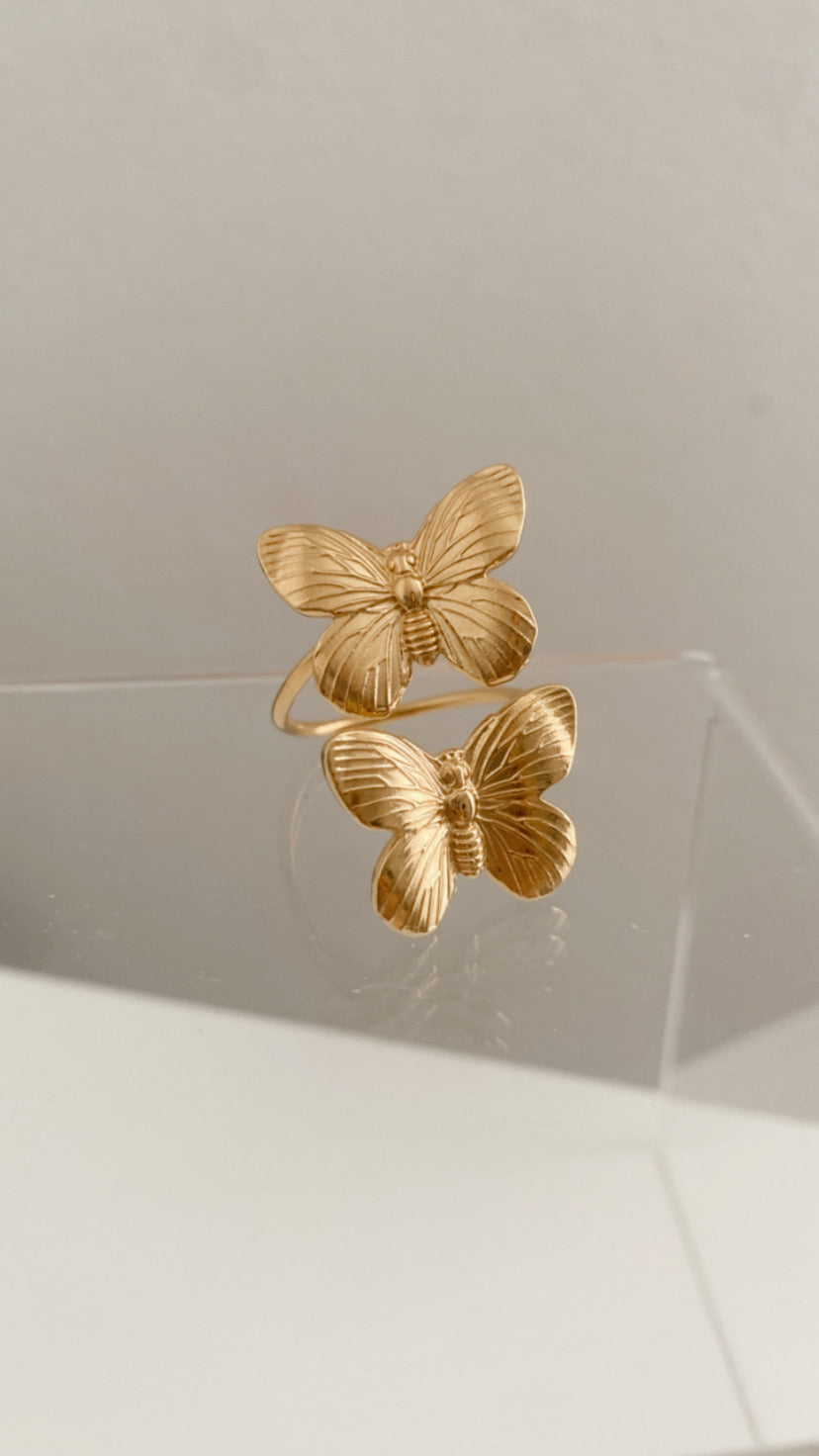 Double Butterfly Ring